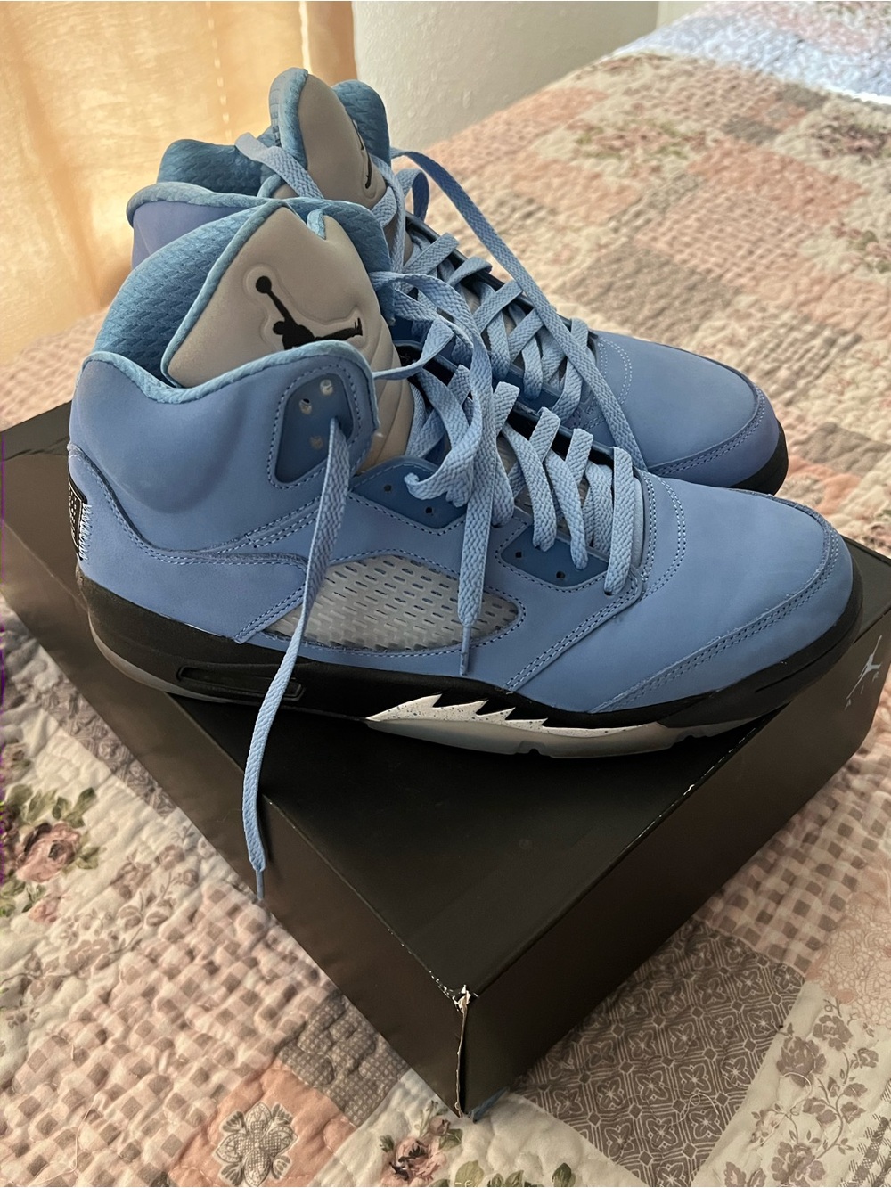 Jordan 5 Retro UNC University Blue